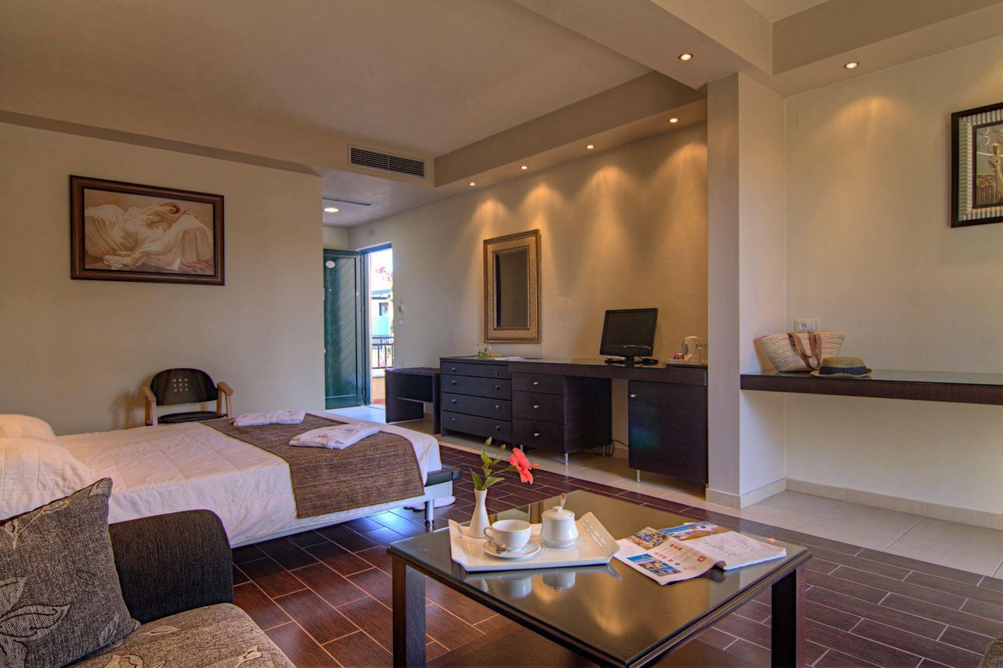 Solimar Aquamarine Resort Йеранион Экстерьер фото